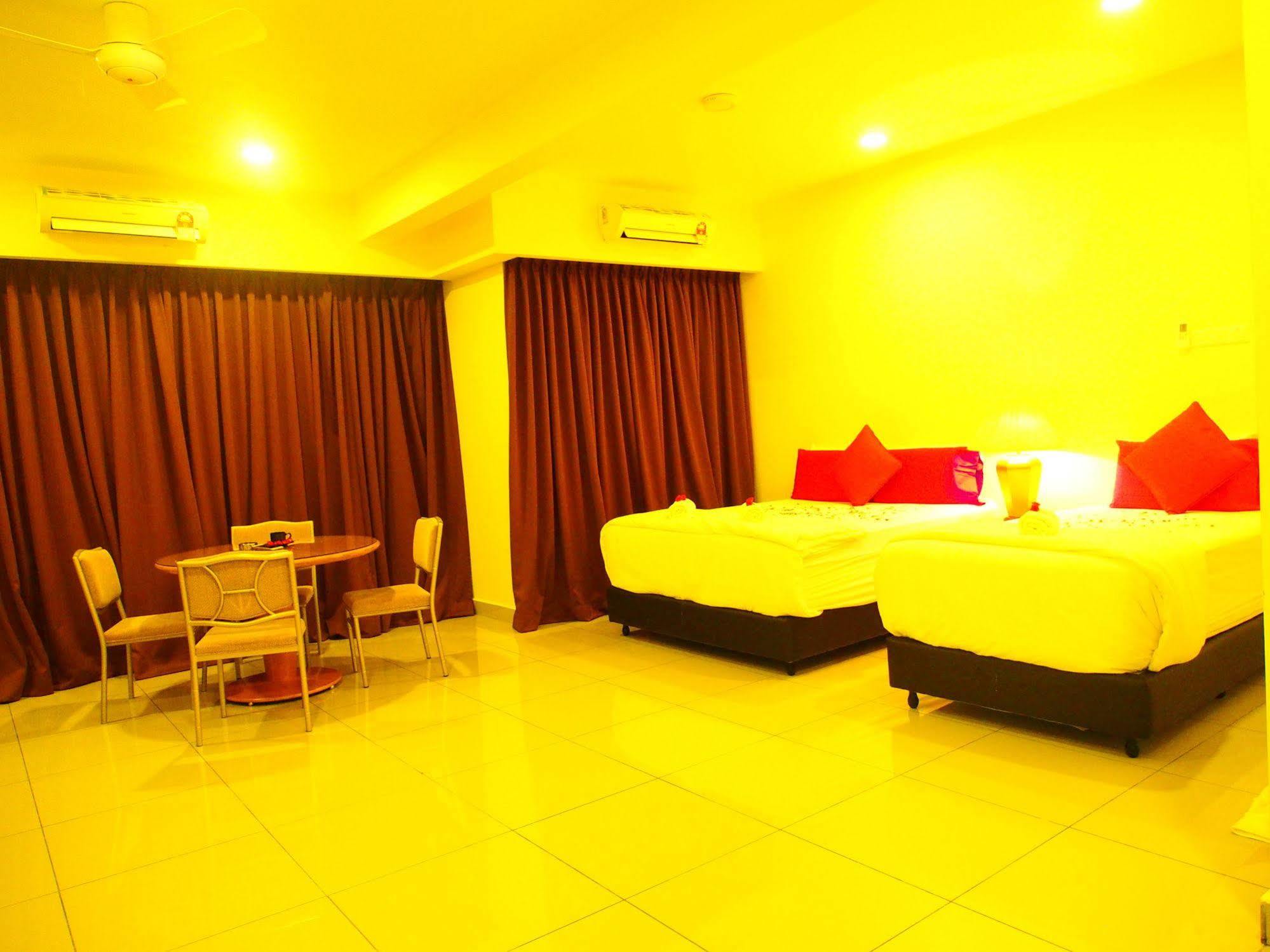 Premier Times International Hotel Seri Kembangan Ngoại thất bức ảnh