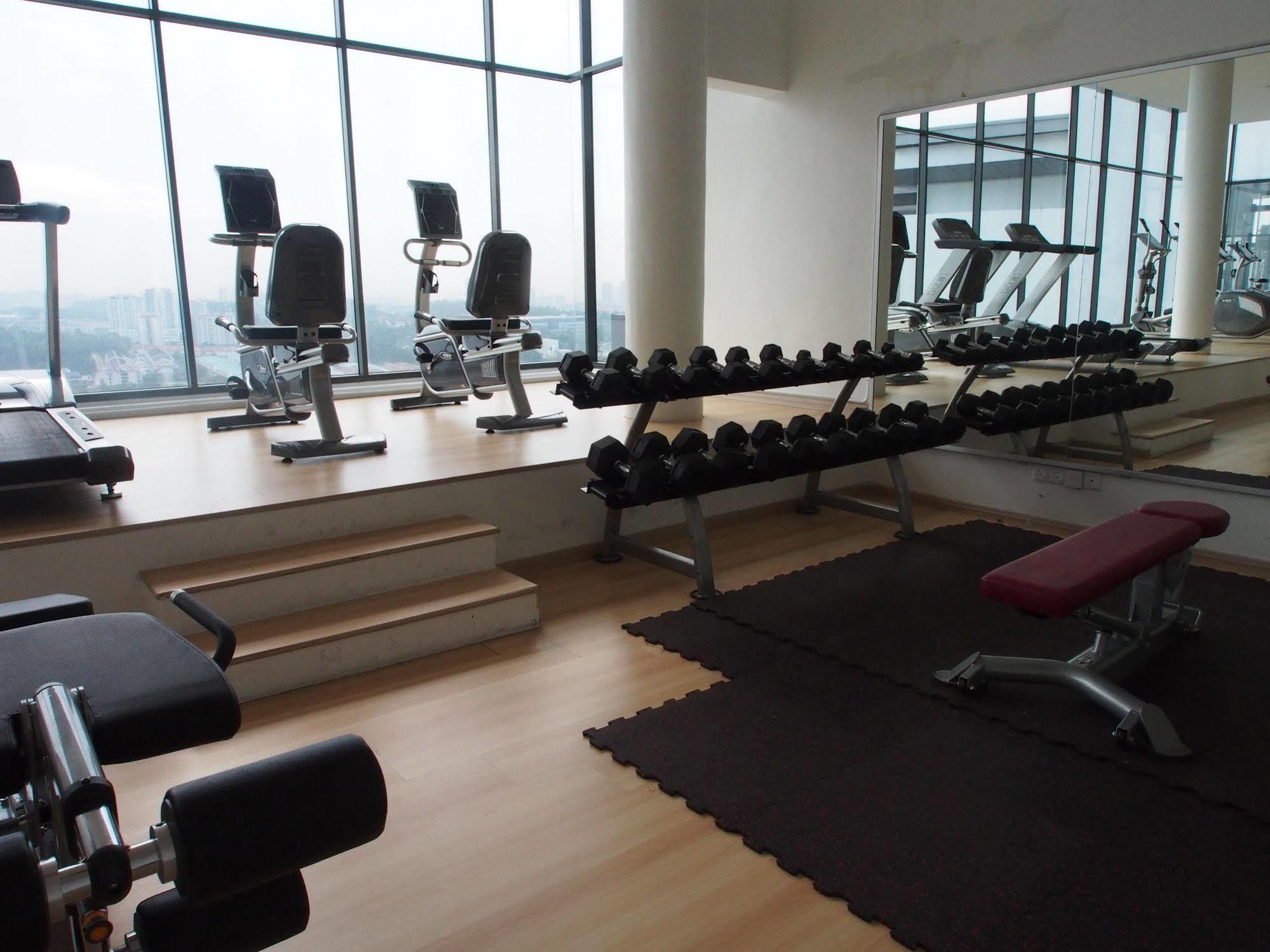 Premier Times International Hotel Seri Kembangan Ngoại thất bức ảnh